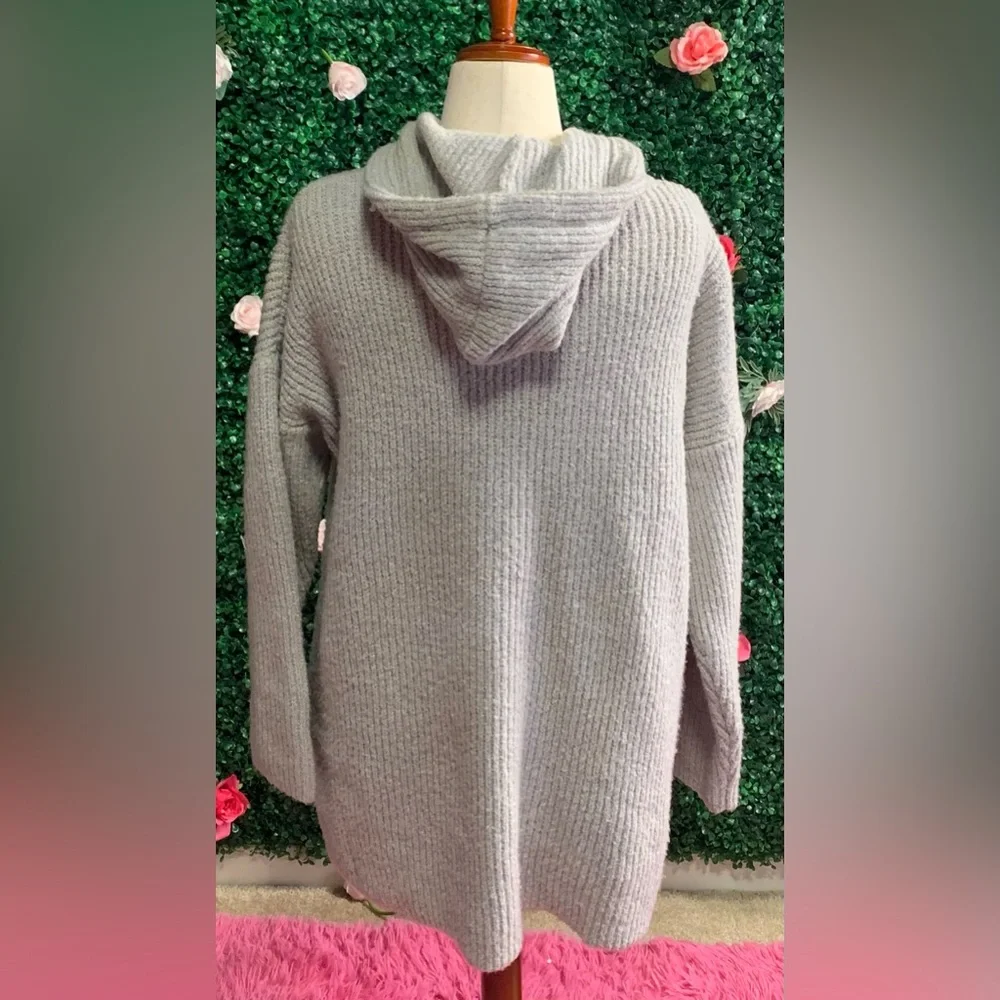 Forever21 knit sweater dress! Size Medium - Picture 2 of 2